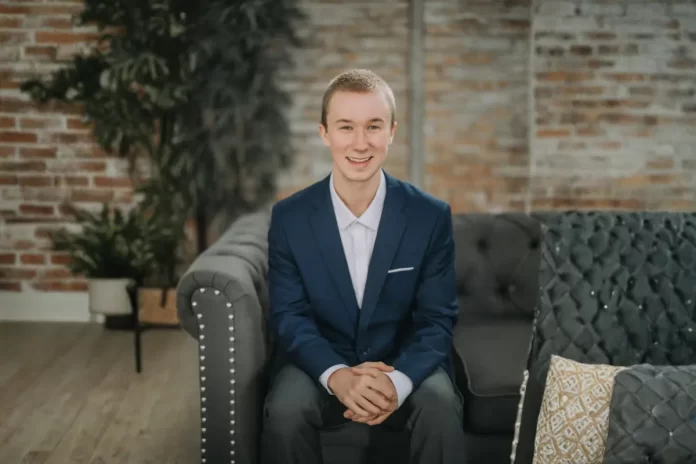 Young Agent Finds Success in Sioux Falls Through Team Support and Market Timing