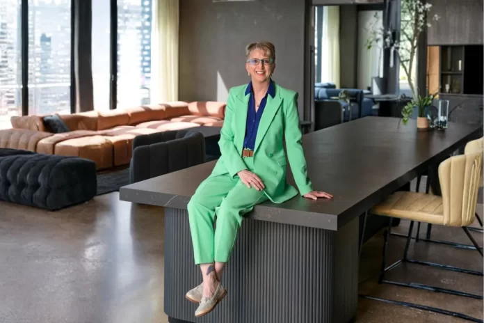 When the Curtain Falls: How an Opera Singer Found Success in Chicago Real Estate